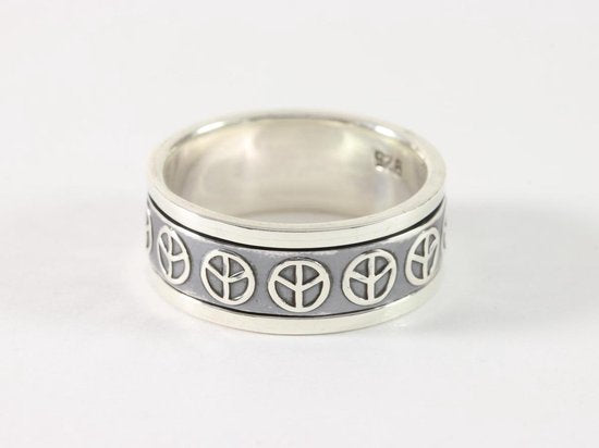 Zware zilveren geluksring met vredestekens afbeelding 1
