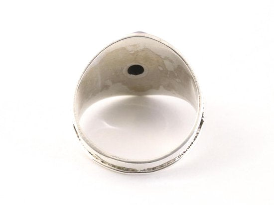 Bewerkte zilveren ring met lapis lazuli afbeelding 3