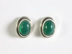 Fijne ovale zilveren oorstekers met groene onyx afbeelding 2