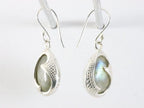 Bewerkte zilveren oorbellen met labradoriet afbeelding 2