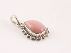 Fijne bewerkte druppelvormige zilveren hanger met roze opaal afbeelding 2