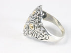 Traditionele opengewerkte zilveren ring met 18k gouden decoraties afbeelding 2
