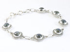 Bewerkte zilveren armband met labradoriet afbeelding 2