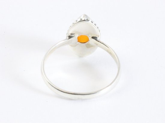 Fijne bewerkte ring met carneool afbeelding 3