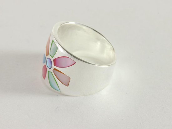 Zware zilveren ring met multicolor schelp afbeelding 3