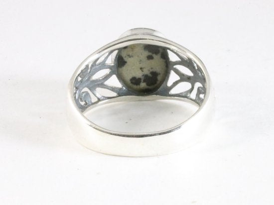 Opengewerkte zilveren ring met dalmatier jaspis afbeelding 3