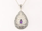 Traditionele bewerkte zilveren hanger met amethist aan ketting afbeelding 4