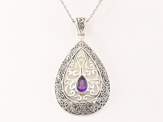 Traditionele bewerkte zilveren hanger met amethist aan ketting afbeelding 4
