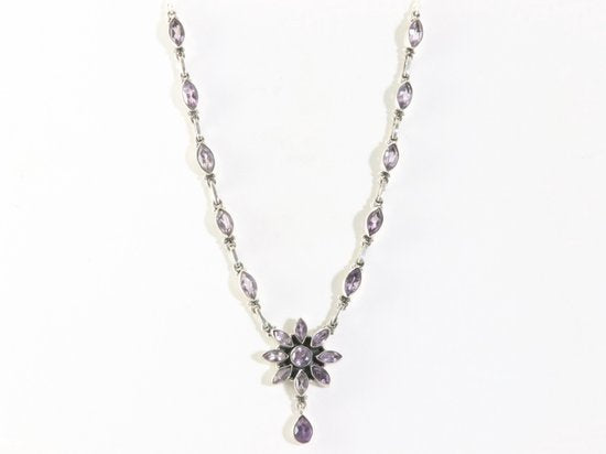 Zilveren collier met amethist afbeelding 3