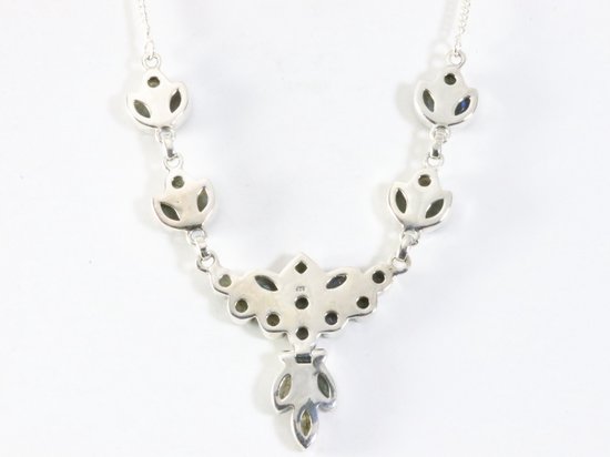 Zilveren collier met labradoriet stenen afbeelding 3