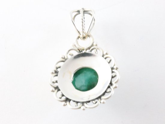 Ronde opengewerkte zilveren hanger met smaragd afbeelding 3