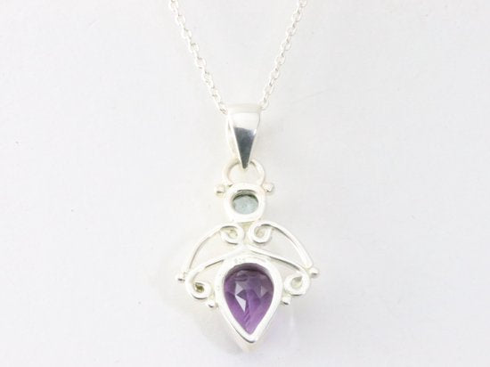 Opengewerkte zilveren hanger met amethist en blauwe topaas aan ketting afbeelding 2