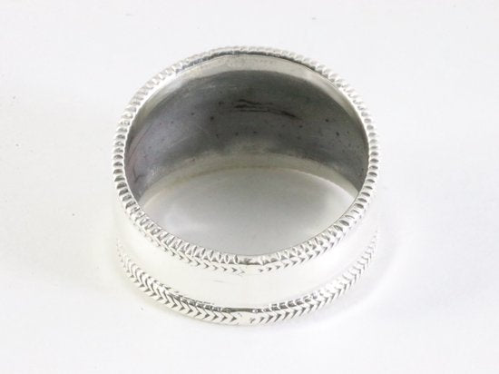 Brede hoogglans zilveren ring met kabelpatronen afbeelding 3