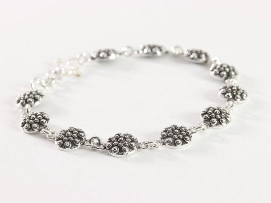 Zilveren armband met fijne bewerkte ronde schakels afbeelding 3