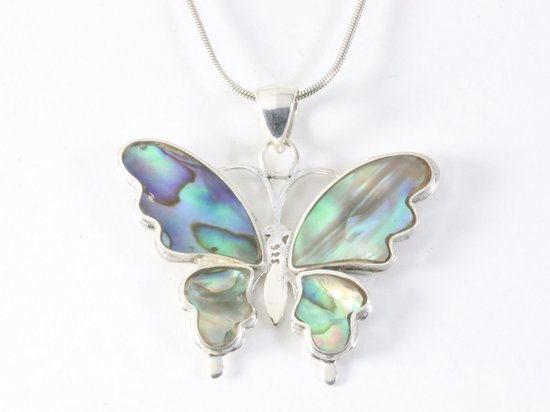 Zilveren vlinder hanger met abalone schelp aan ketting afbeelding 3