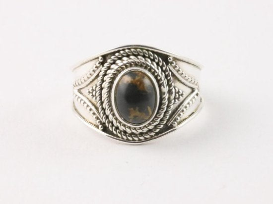 Bewerkte zilveren ring met zwarte koperturkoois afbeelding 3