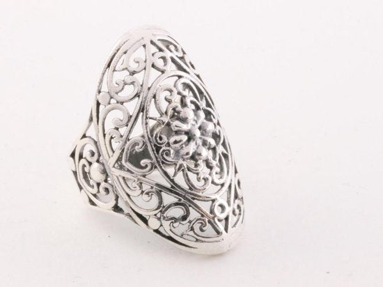 Langwerpige opengewerkte zilveren ring afbeelding 1