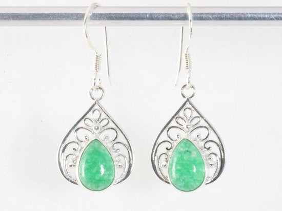 Opengewerkte zilveren oorbellen met jade afbeelding 4