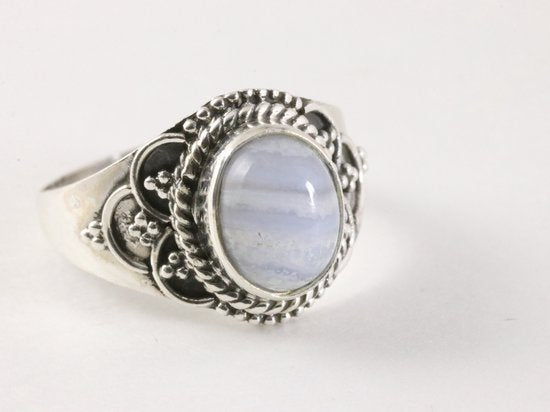 Bewerkte zilveren ring met blauwe lace agaat afbeelding 1