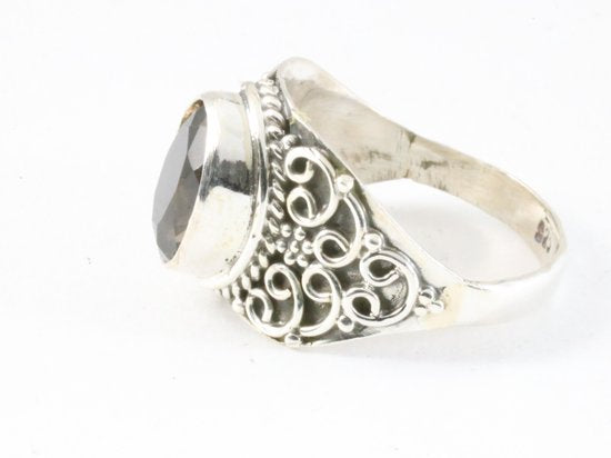 Bewerkte zilveren ring met rookkwarts afbeelding 2