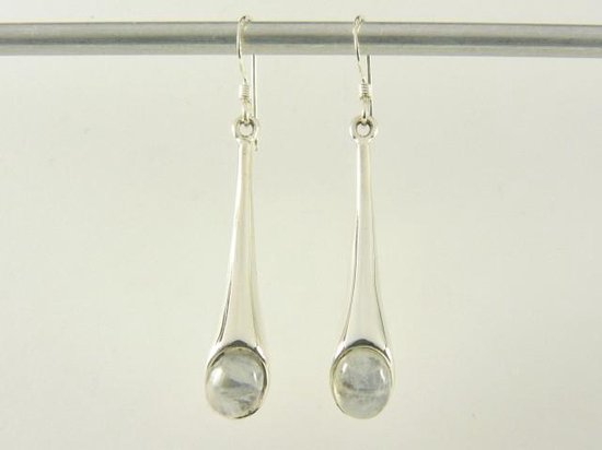 Zilveren oorbellen met regenboog maansteen afbeelding 4