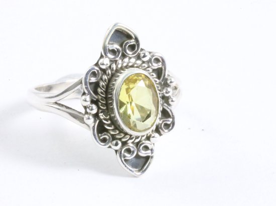 Fijne bewerkte zilveren ring met citrien afbeelding 1