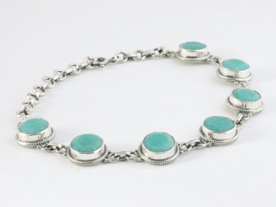 Bewerkte zilveren armband met smaragd afbeelding 2