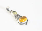 Fijne bewerkte zilveren hanger met amber en citrien aan ketting afbeelding 2