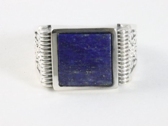 Zware bewerkte zilveren ring met lapis lazuli afbeelding 4