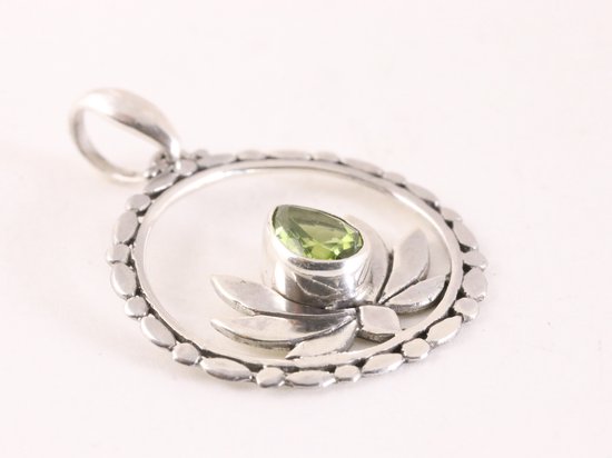 Ronde zilveren lotus bloem hanger met peridoot afbeelding 2