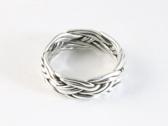 Gevlochten zilveren ring afbeelding 2