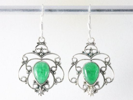 Opengewerkte zilveren oorbellen met jade afbeelding 3