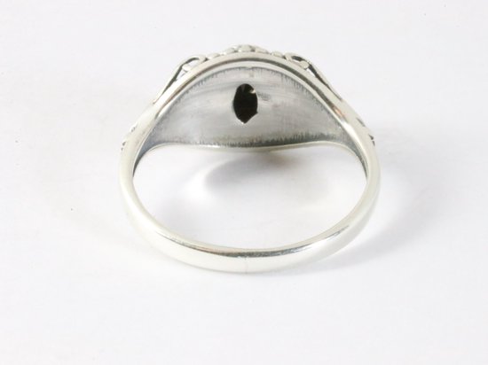 Fijne bewerkte zilveren ring met onyx afbeelding 3