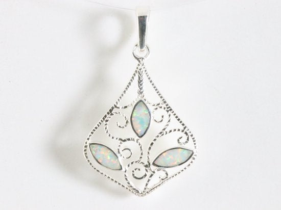 Opengewerkte zilveren hanger met welo opaal afbeelding 4