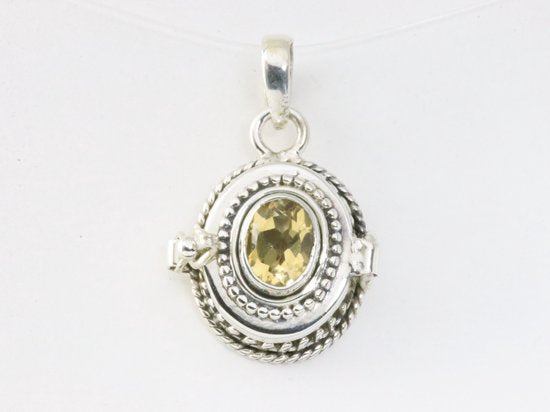 Traditioneel bewerkt zilveren medaillon met citrien afbeelding 4