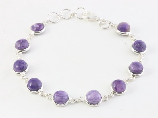 Fijne zilveren armband met paarse charoiet afbeelding 1