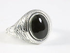 Bewerkte zilveren ring met onyx afbeelding 1