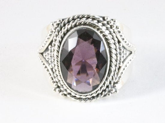 Bewerkte zilveren ring met amethist afbeelding 4
