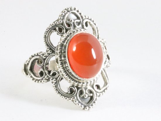 Opengewerkte zilveren ring met carneool afbeelding 1