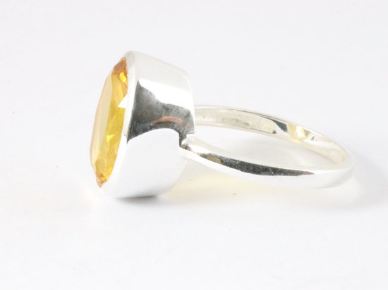 Hoogglans zilveren ring met citrien afbeelding 2
