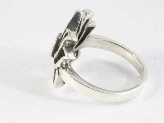Opengewerkte zilveren lotus bloem ring met parelmoer afbeelding 2