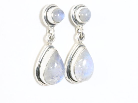 Zilveren oorstekers met regenboog maansteen afbeelding 2