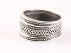 Brede zilveren ring met kabelpatronen afbeelding 2