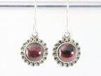 Fijne bewerkte ronde zilveren oorbellen met granaat afbeelding 3