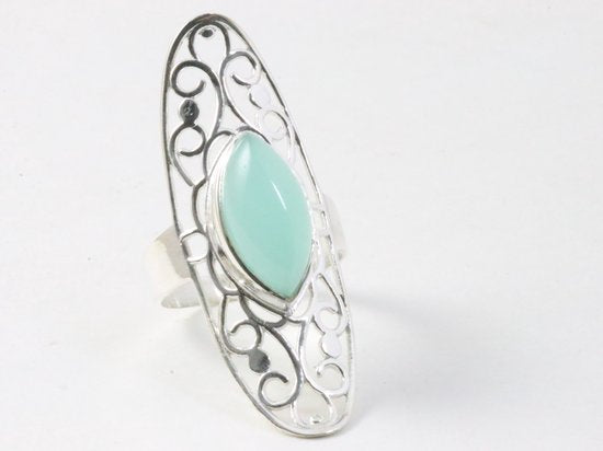 Langwerpige opengewerkte zilveren ring met aqua chalcedoon afbeelding 1