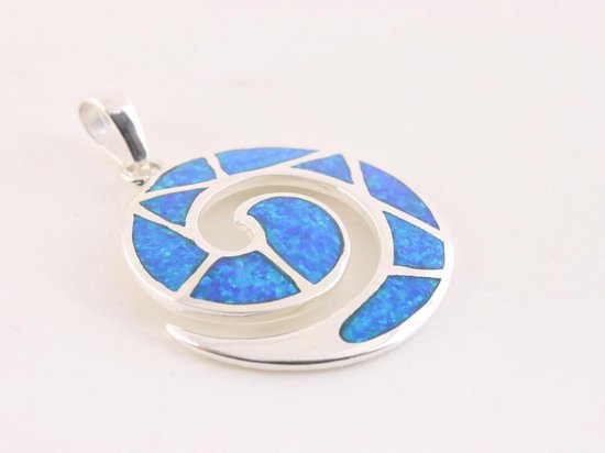 Ronde hoogglans zilveren hanger met Australische opaal aan ketting afbeelding 2