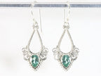 Traditionele bewerkte zilveren oorbellen met groene toermalijn afbeelding 4