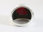 Zware bewerkte zilveren ring met robijn afbeelding 3