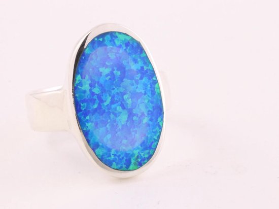 Ovale hoogglans zilveren ring met Australische opaal afbeelding 1