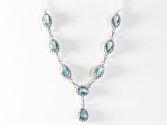 Bewerkte zilveren ketting met blauwe topaas afbeelding 3